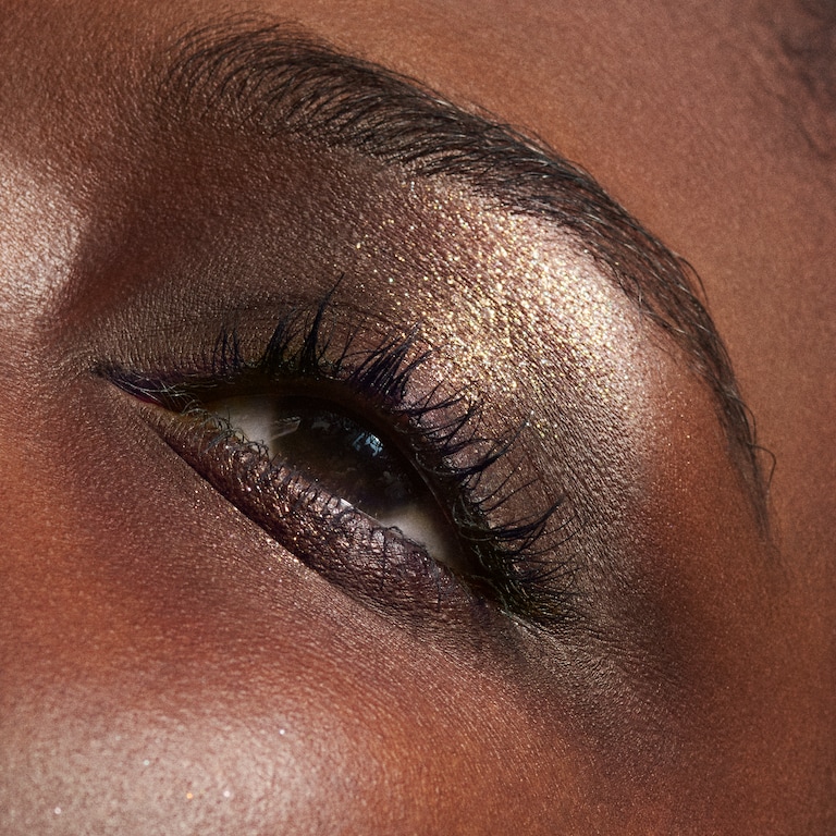 Jelly Shine Eye Shadow / M·A·C Holiday, 1.0 g, Glimmer For Breakfast, Model, deep