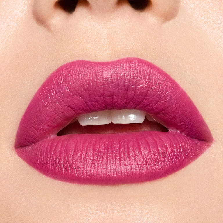 M·A·Cximal Matte Lipstick / Metamorphosis Collection, 3.5 g, Juiced Raspberry, Model, light