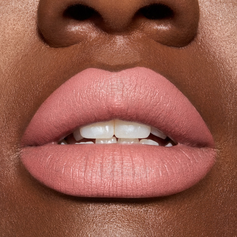 M·A·Cximal Matte Lipstick / Metamorphosis Collection, 3.5 g, Barefoot, Model, deep