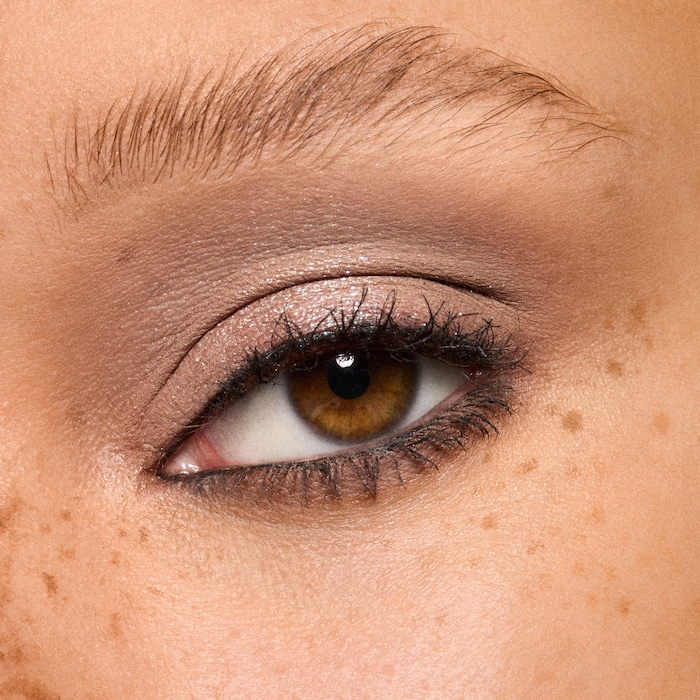 Smoke + Ice Eye Shadow Duo, 2.0 g, Luxe + Luminous, Model, medium