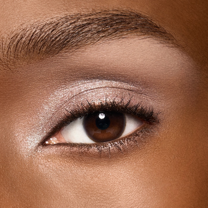 Smoke + Ice Eye Shadow Duo, 2.0 g, Luxe + Luminous, Model, deep