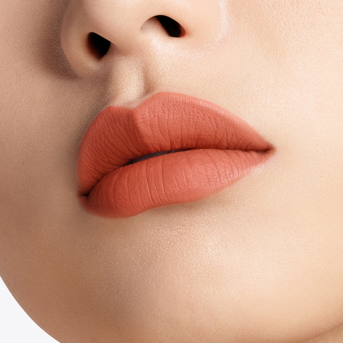 Runway Liquid Lip Color Matte, 6.0 ml, 140 Pêche Épicée, 140, Model, light