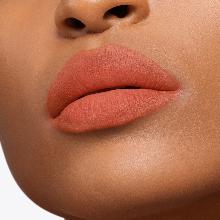 Runway Liquid Lip Color Matte, 6.0 ml, 140 Pêche Épicée, 140, Model, deep