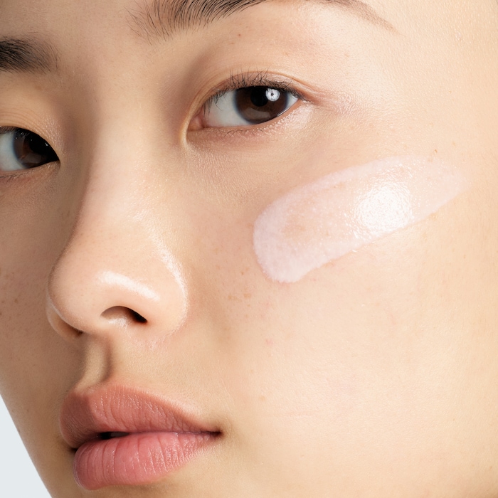 Soleil Neige Face Illuminator, 5.5 ml, 02 Winter Light, 02, Model, light