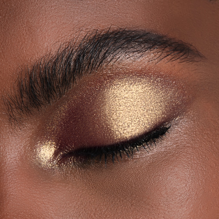 Runway Eye Color Stylo, 1.5 g, 104 Gold Dust, 104, Model, deep