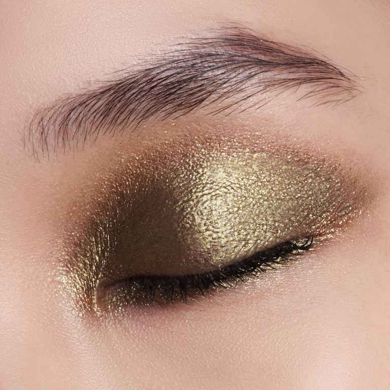 Runway Eye Color Stylo, 1.5 g, 105 Olive Haze, 105, Model, light