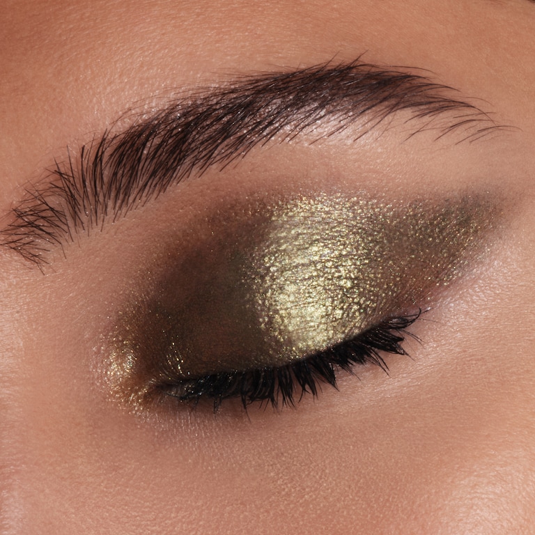 Runway Eye Color Stylo, 1.5 g, 105 Olive Haze, 105, Model, medium