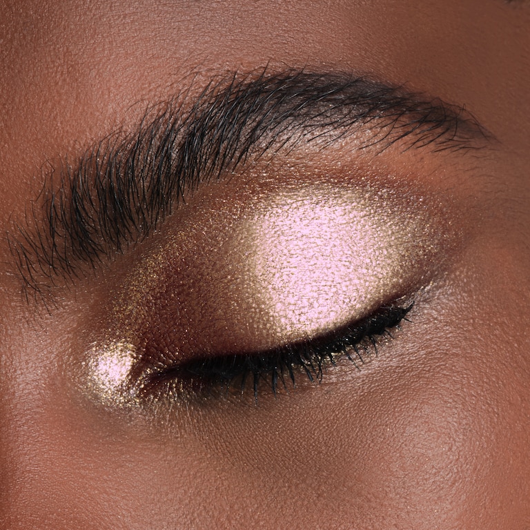 Runway Eye Color Stylo, 1.5 g, 103 Rose Applique, 103, Model, deep