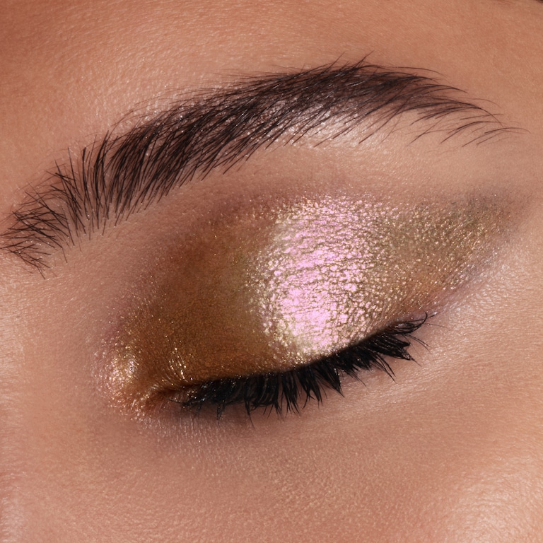 Runway Eye Color Stylo, 1.5 g, 103 Rose Applique, 103, Model, medium