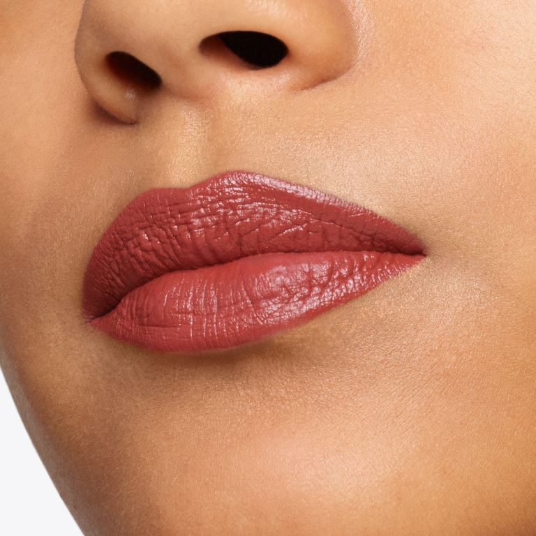 Satin Matte Lip Colour, Fête, 3.3g, Model, Medium Skin Tone