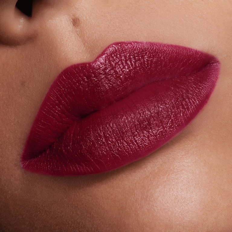 Fucking Fabulous Lip Color, 3.2 g, F8 Fuchsia, F8, Model, medium